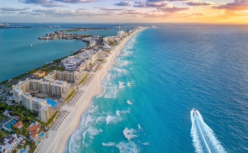 Premium regenerative medicine journey from Texas to Cancun